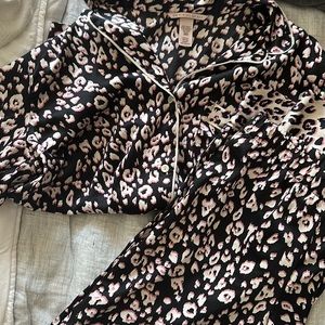 Victoria’s Secret Animal Print Pajama Set • Top S • Bottom XS
